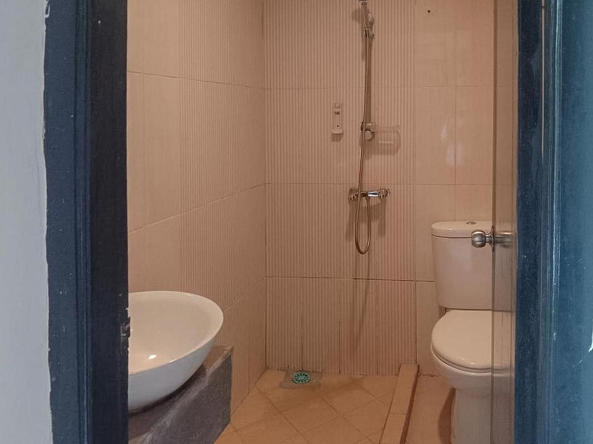 Reddoorz At Hotel Rumberpon Sorong Eksteriør bilde